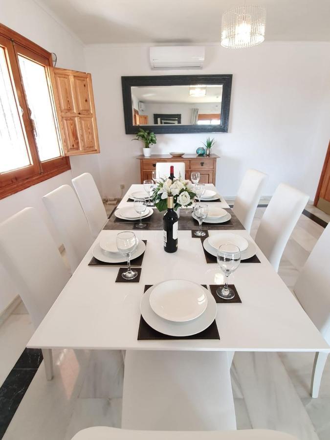 Beautiful 5 Bedroom Villa, Sea Views, Private Pool, Estepona Newly Refurbished Exterior foto